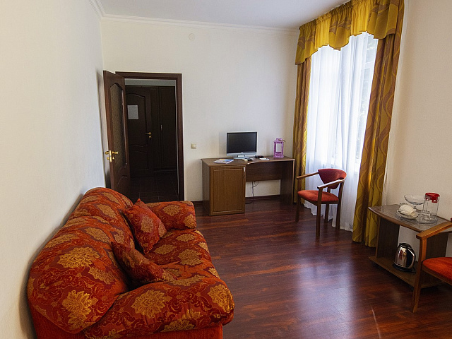 Санаторий «им. Анджиевского», Ессентуки. 2-местный номер 1 категории, корпус 2