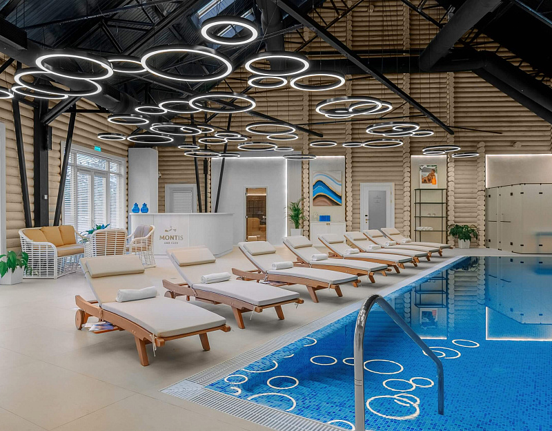  Спа-санаторий AMK Montis Club г. Железноводск. Закрытый бассейн