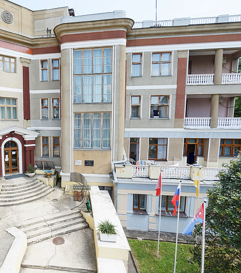  Санаторий «им. С.М. Кирова» Кисловодск. Территория