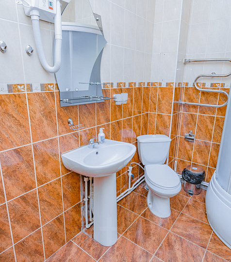  Детский санаторий "Салют" г. Железноводск, двухместный номер (санузел)