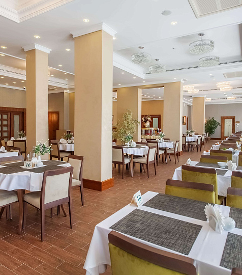  Санаторий «Дубовая Роща», Железноводск. Ресторан, корпус Люкс