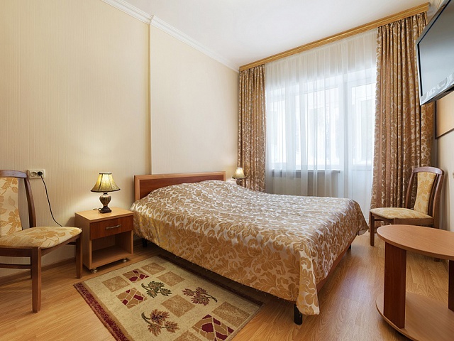 Санаторий «Центросоюз», Кисловодск. 2-местный «Стандарт»