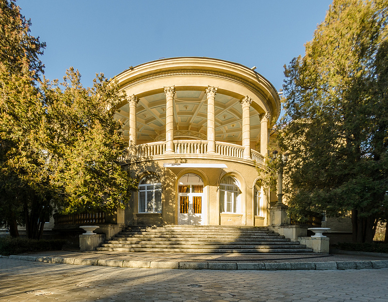 Санаторий «Шахтёр», Ессентуки, территория