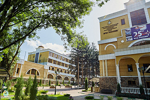 Номер «Люкс» по цене 4300 руб./сут. в санатории «МЧС России», Кисловодск