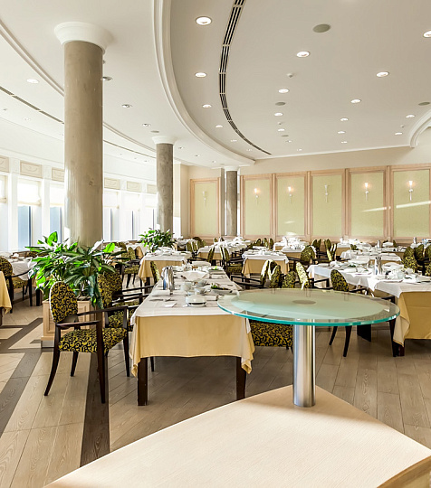  Санаторий «Заря», Кисловодск. Столовая