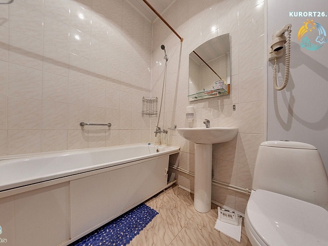 Санаторий «Целебный Ключ», Ессентуки. 2-местный 1-комнатный номер 2 категории