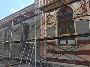 В Железноводске приступили к реставрации здания «Островских ванн» В Железноводске приступили к реставрации здания «Островских ванн»