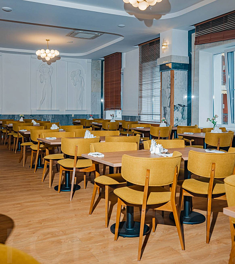  Санаторий «Машук Аква-Терм», Железноводск. Зал столовой