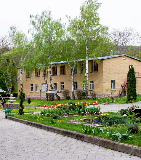  Пансионат с лечением «Геолог Казахстана», Железноводск. Территория