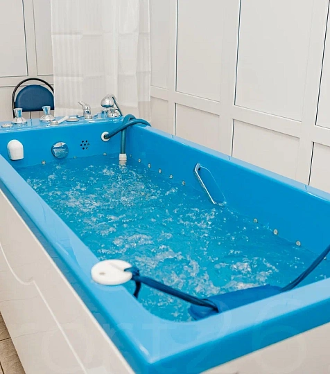  Санаторий «Тарханы», Пятигорск. Ванное отделение