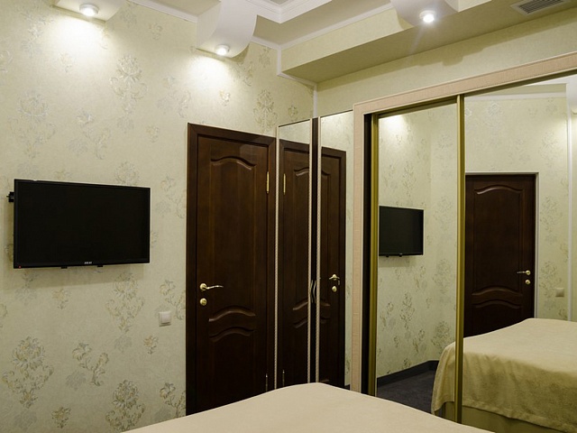 СПА-комплекс «Рафаэль», Железноводск. 4-местный 3-комнатный номер «Люкс»