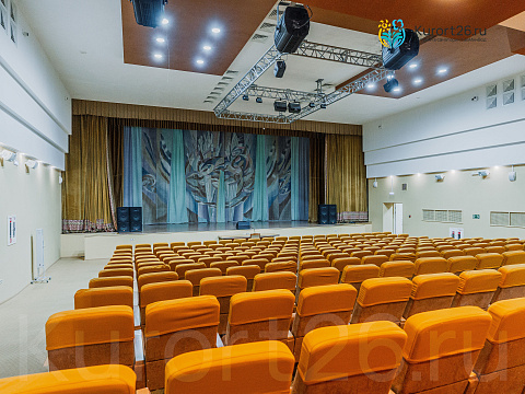  Санаторий &laquo;Крепость&raquo; г. Кисловодск. Концертный зал