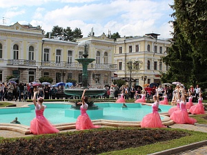 В Кисловодске после реконструкции открыли фонтан «Лягушки»
