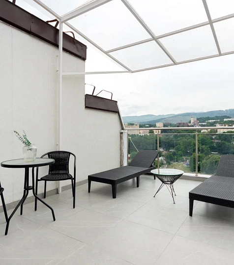  Cанаторий «Вернисаж» г. Кисловодск. Номер Пентхаус, выход на балкон