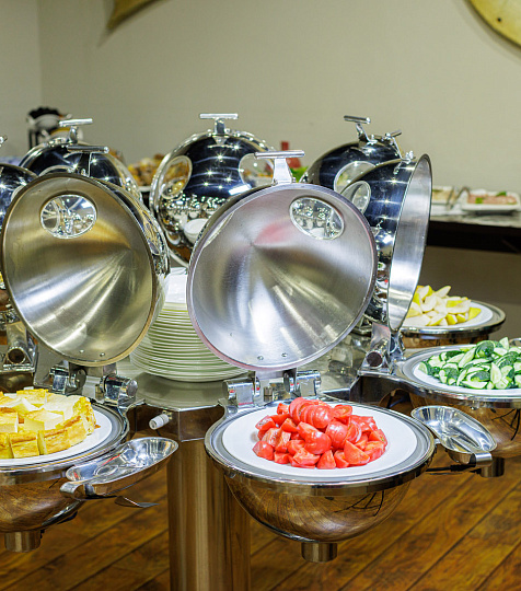  Оздоровительный комплекс «Затерянный рай у Машука», шведский стол