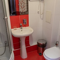 Санаторий «Юность» Ессентуки, ванная комната в номере двухместный стандарт Санаторий «Юность» Ессентуки, ванная комната в номере двухместный стандарт