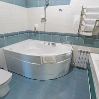 Пансионат «Плаза» Ессентуки, ванная комната в номере Люкс Театральный Пансионат «Плаза» Ессентуки, ванная комната в номере Люкс Театральный