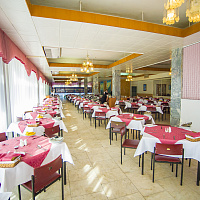 Санаторий «Виктория» Ессентуки. Столовая Санаторий «Виктория» Ессентуки. Столовая